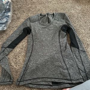 Lululemon Size 6 Run Long Sleeve